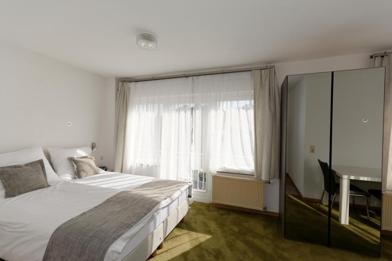 باد سودن آم تاونوس Aparthotel Stoll الغرفة الصورة